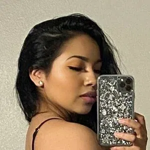 PeachyChrissyy Onlyfans Photo Gallery 