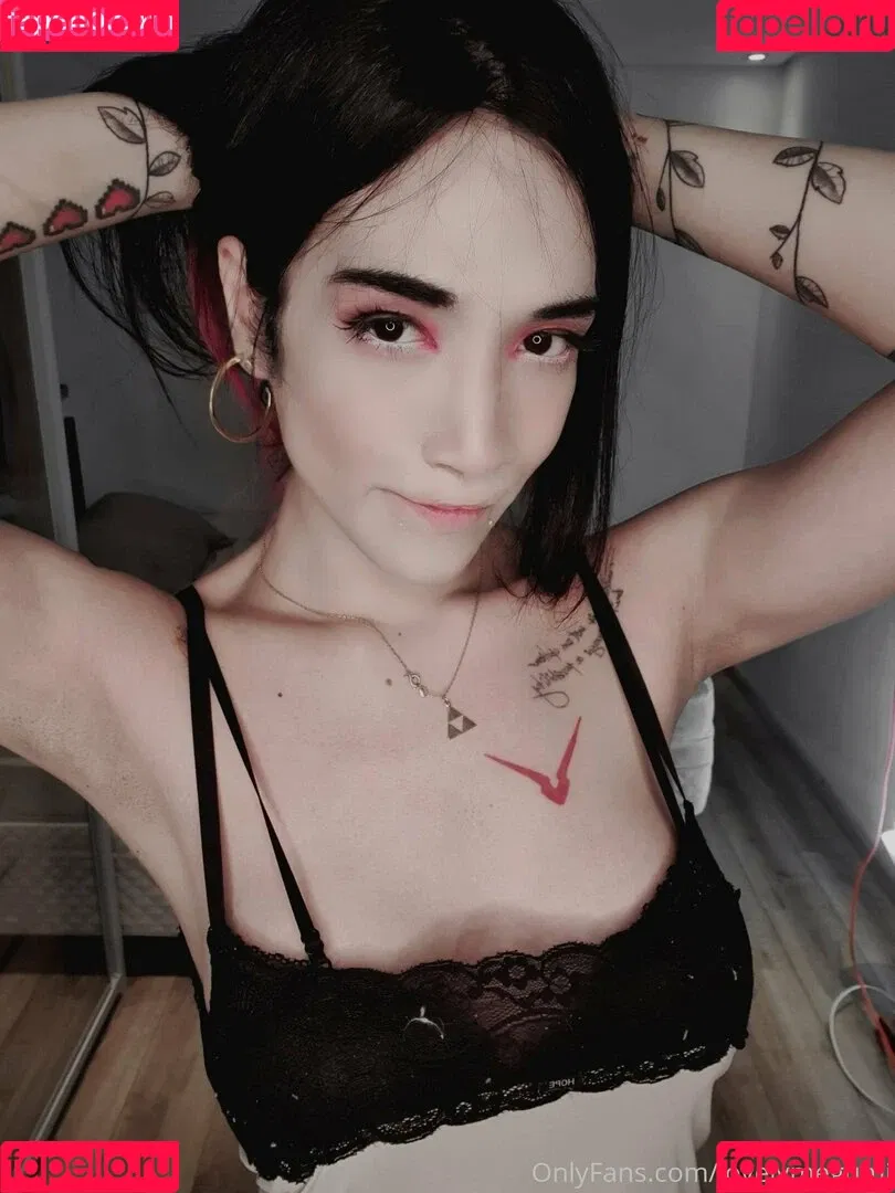 lovelymegumi Onlyfans Photo Gallery 