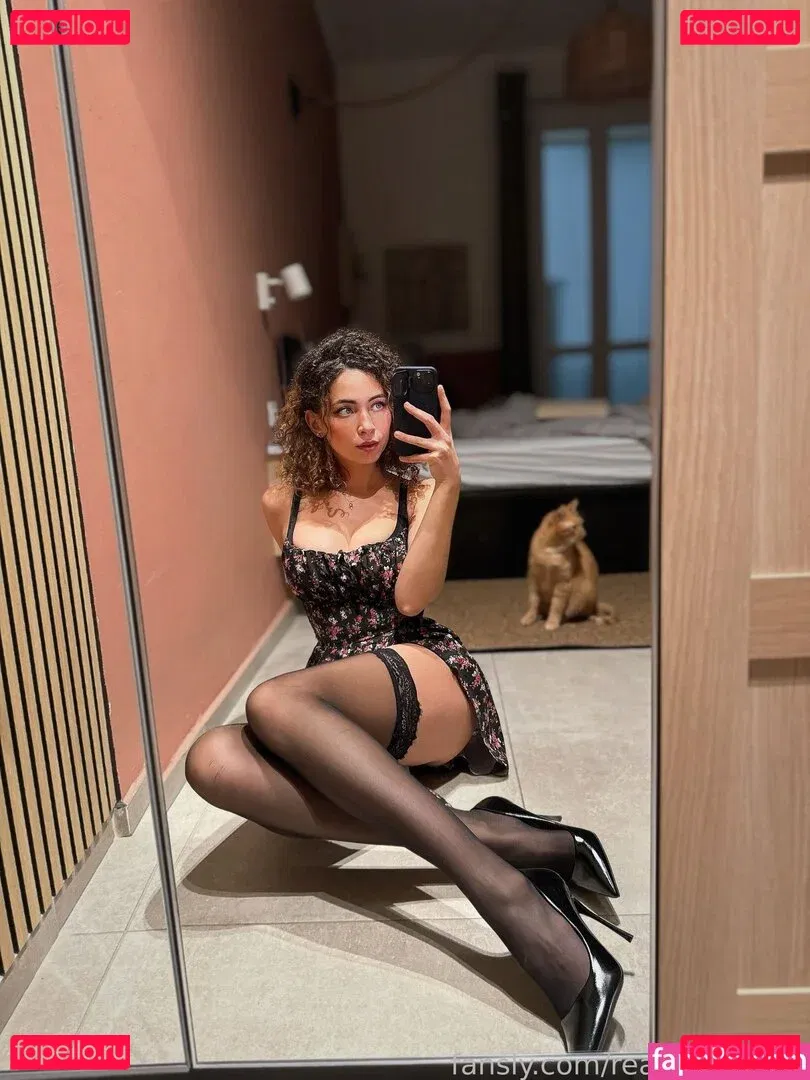 Bambitwo_ Onlyfans Photo Gallery 