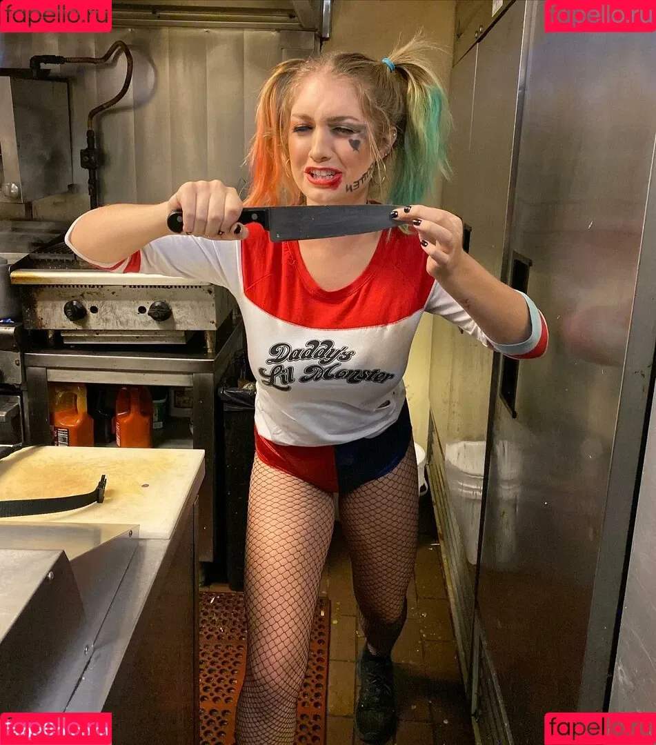 emilyrainey Onlyfans Photo Gallery 