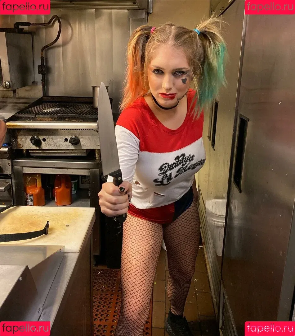 emilyrainey Onlyfans Photo Gallery 