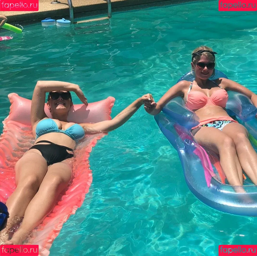 emilyrainey Onlyfans Photo Gallery 