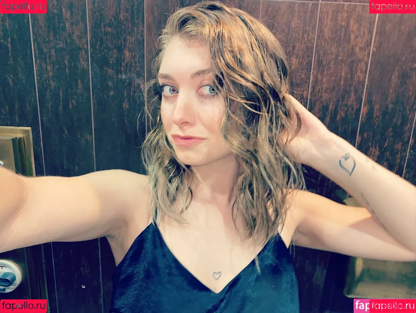 emilyrainey Onlyfans Photo Gallery 
