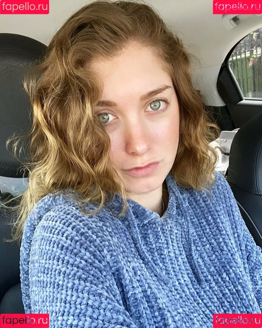 emilyrainey Onlyfans Photo Gallery 