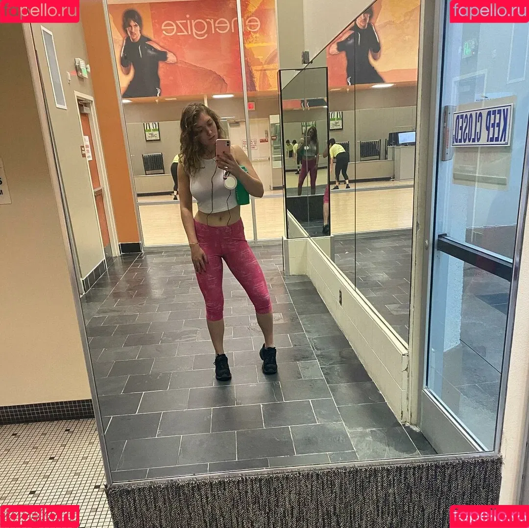 emilyrainey Onlyfans Photo Gallery 