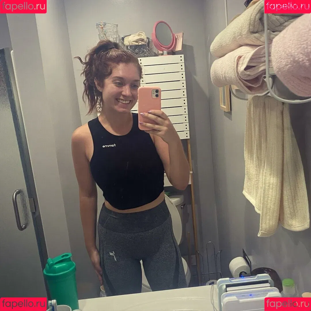 emilyrainey Onlyfans Photo Gallery 