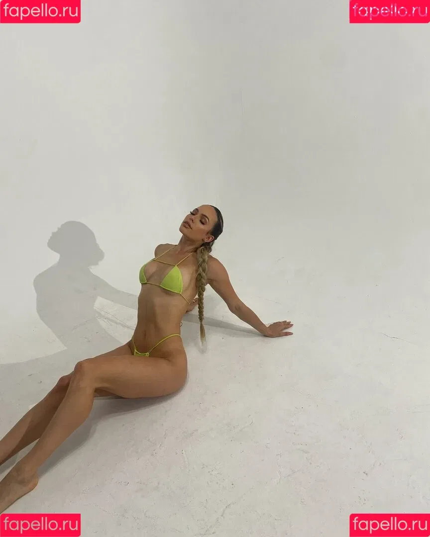 Maxxine Dupri Onlyfans Photo Gallery 