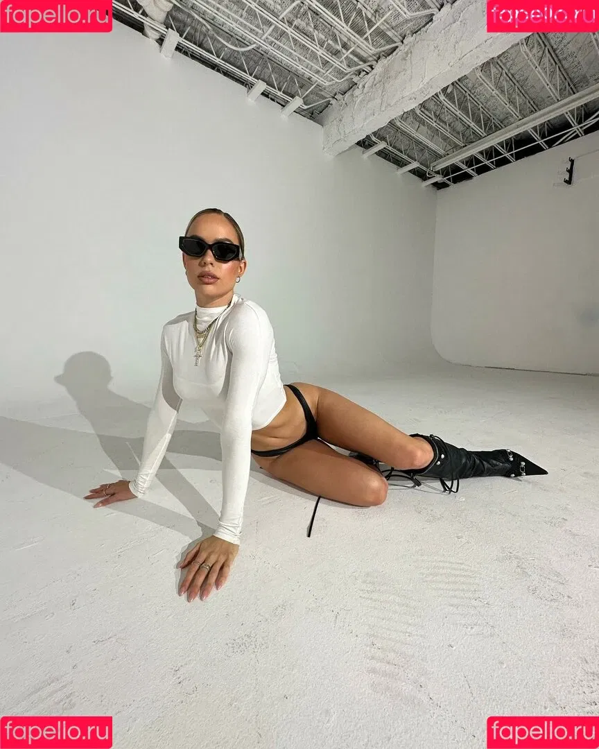 Maxxine Dupri Onlyfans Photo Gallery 