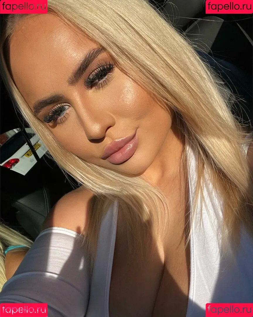 Molly O'Shea Onlyfans Photo Gallery 