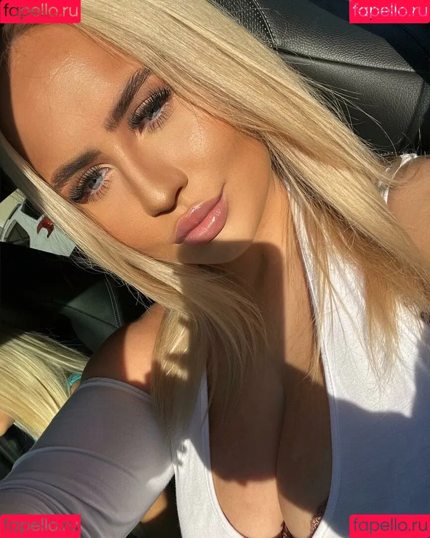 Molly O'Shea Onlyfans Photo Gallery 