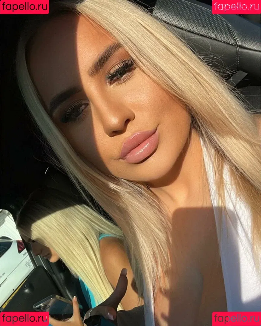 Molly O'Shea Onlyfans Photo Gallery 