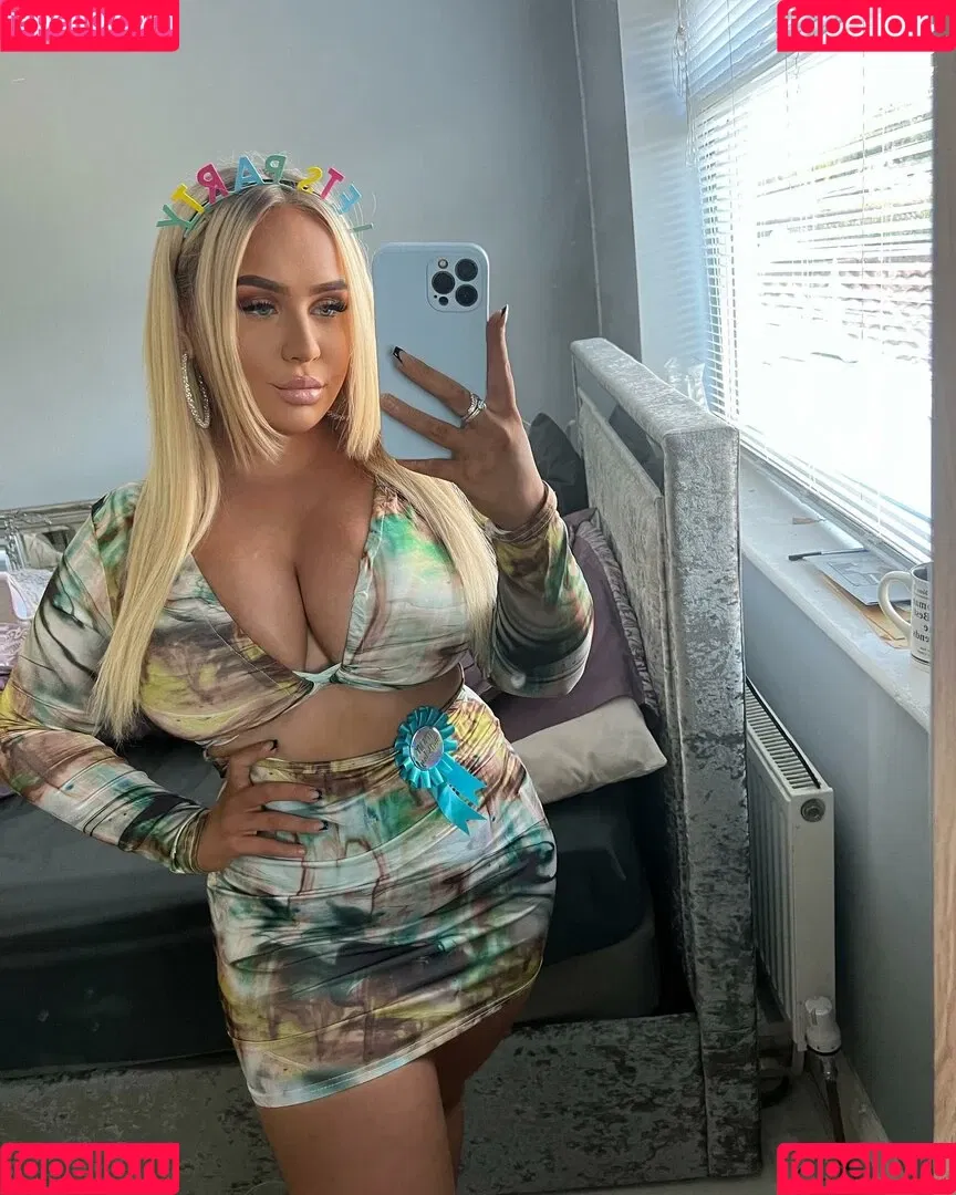 Molly O'Shea Onlyfans Photo Gallery 