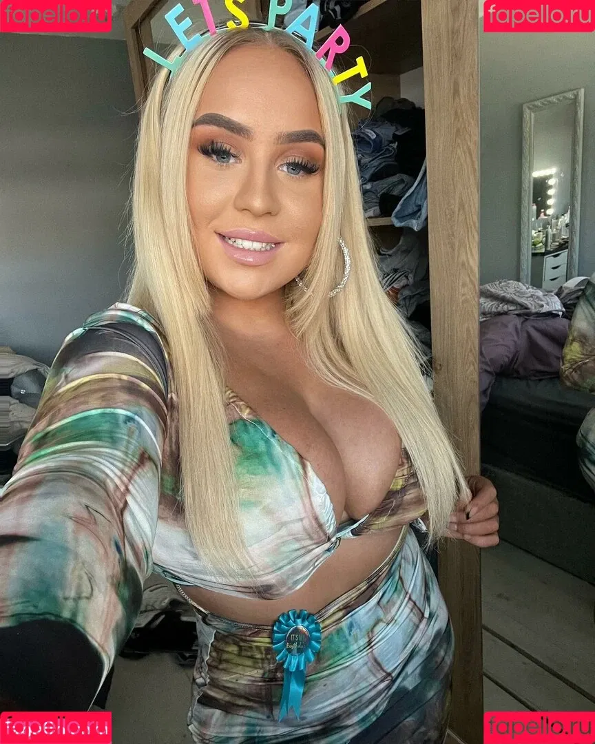 Molly O'Shea Onlyfans Photo Gallery 