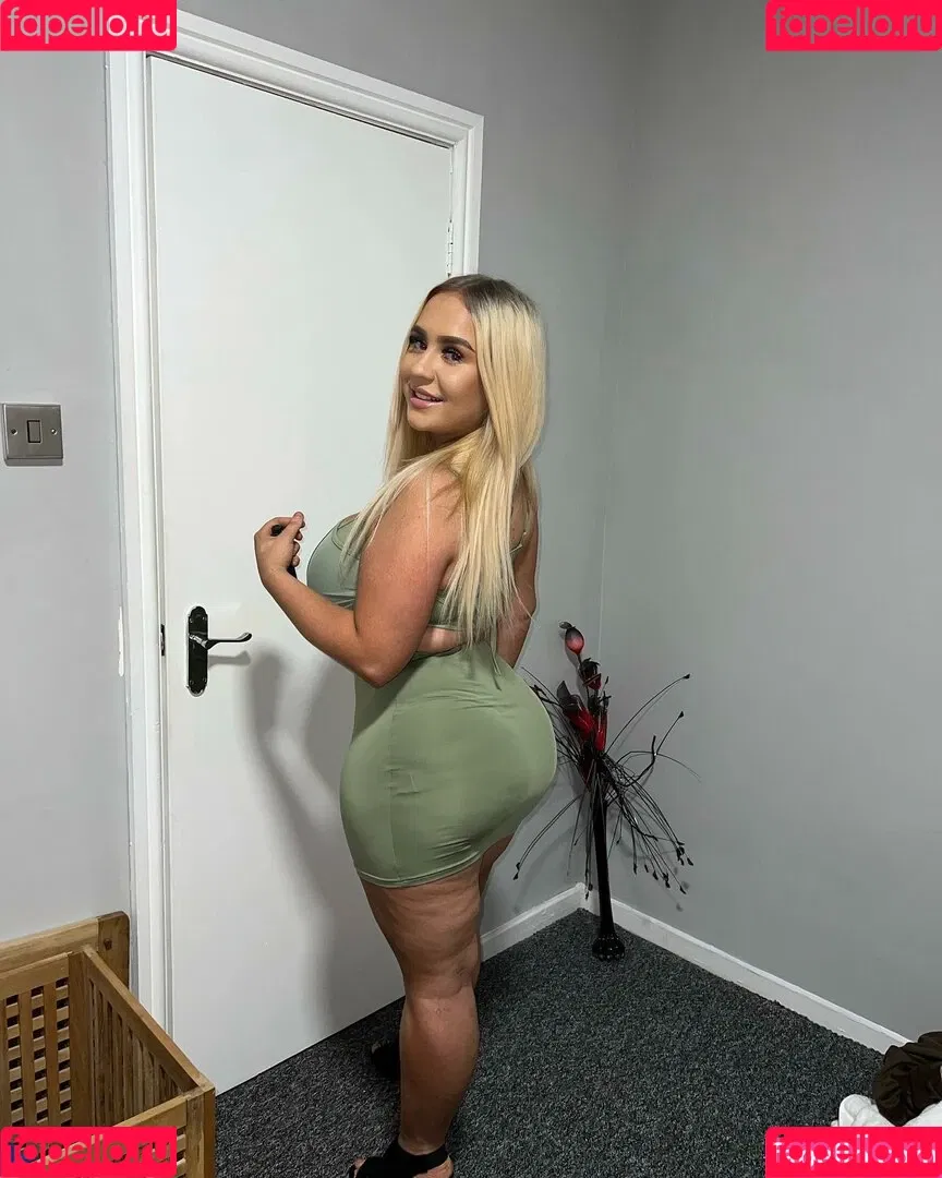 Molly O'Shea Onlyfans Photo Gallery 