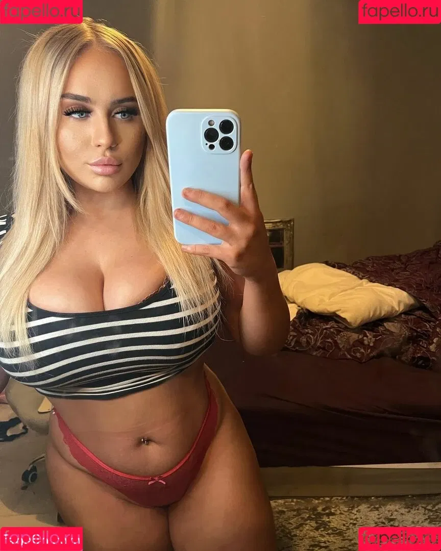 Molly O'Shea Onlyfans Photo Gallery 