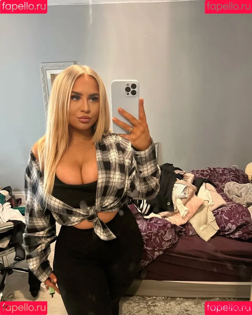 Molly O'Shea Onlyfans Photo Gallery 