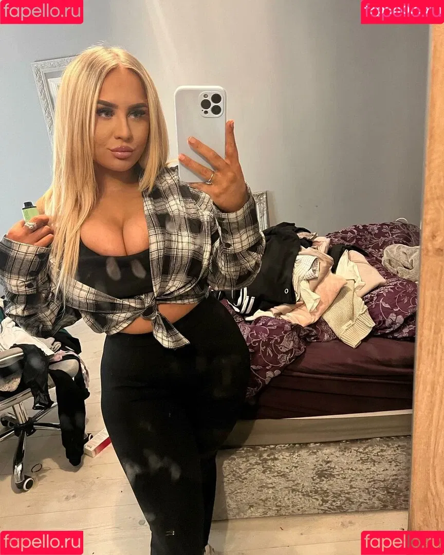 Molly O'Shea Onlyfans Photo Gallery 