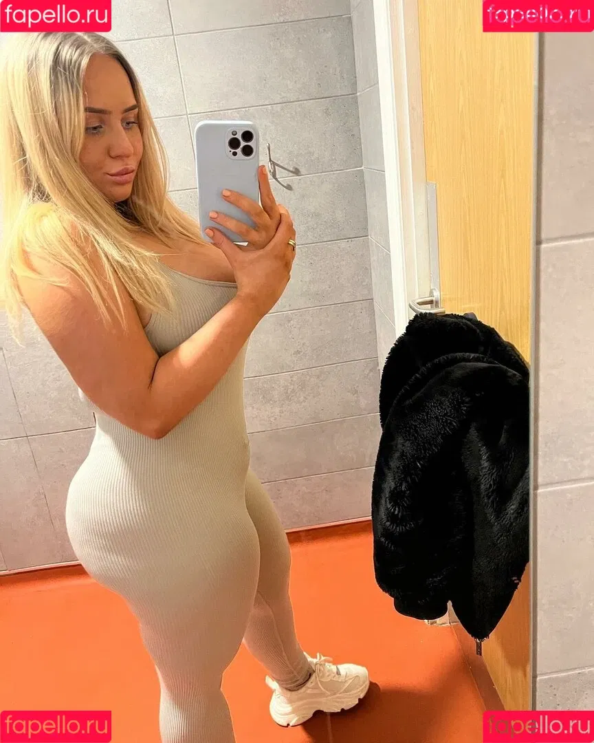 Molly O'Shea Onlyfans Photo Gallery 