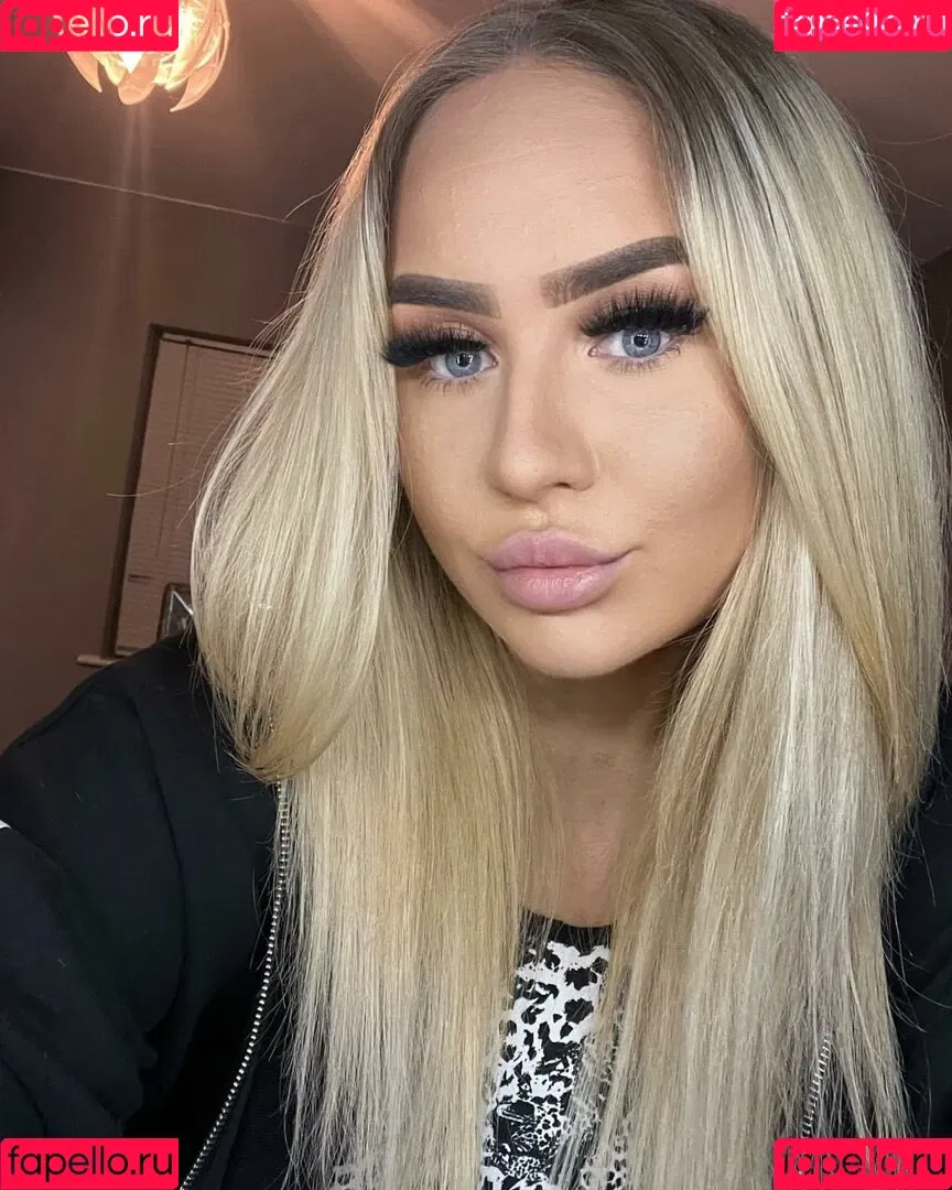 Molly O'Shea Onlyfans Photo Gallery 