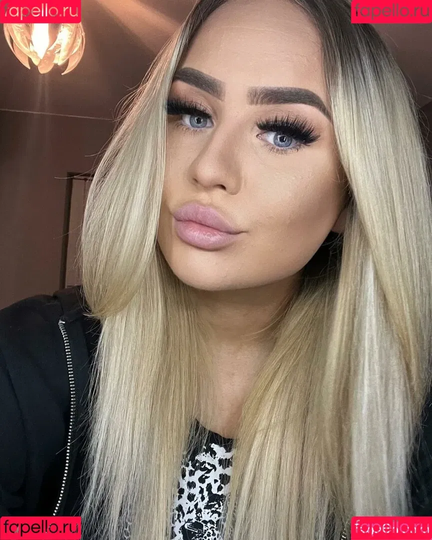 Molly O'Shea Onlyfans Photo Gallery 