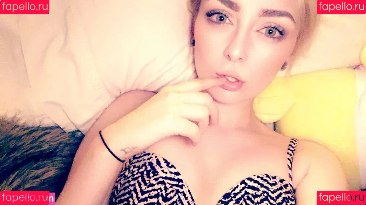 Elyse Summer Onlyfans Photo Gallery 