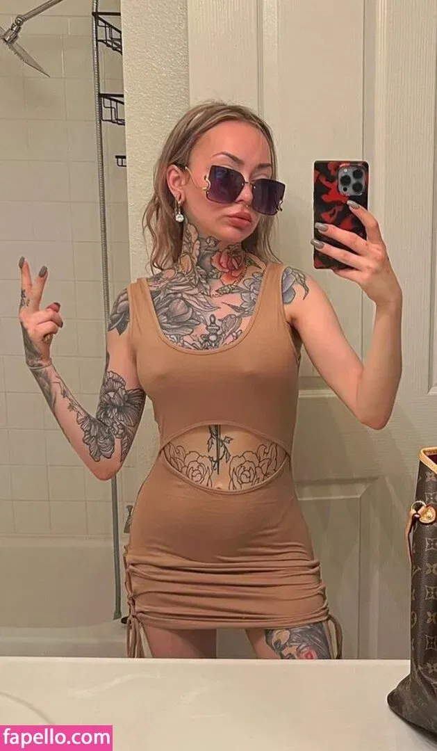 Elyse Summer Onlyfans Photo Gallery 