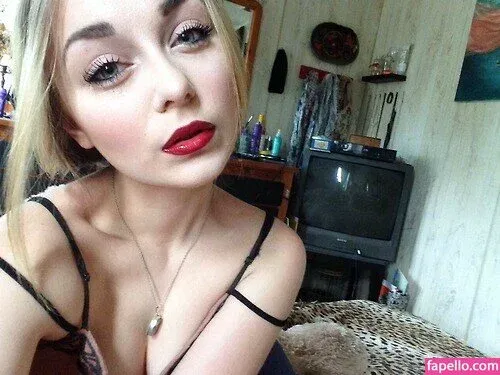 Elyse Summer Onlyfans Photo Gallery 