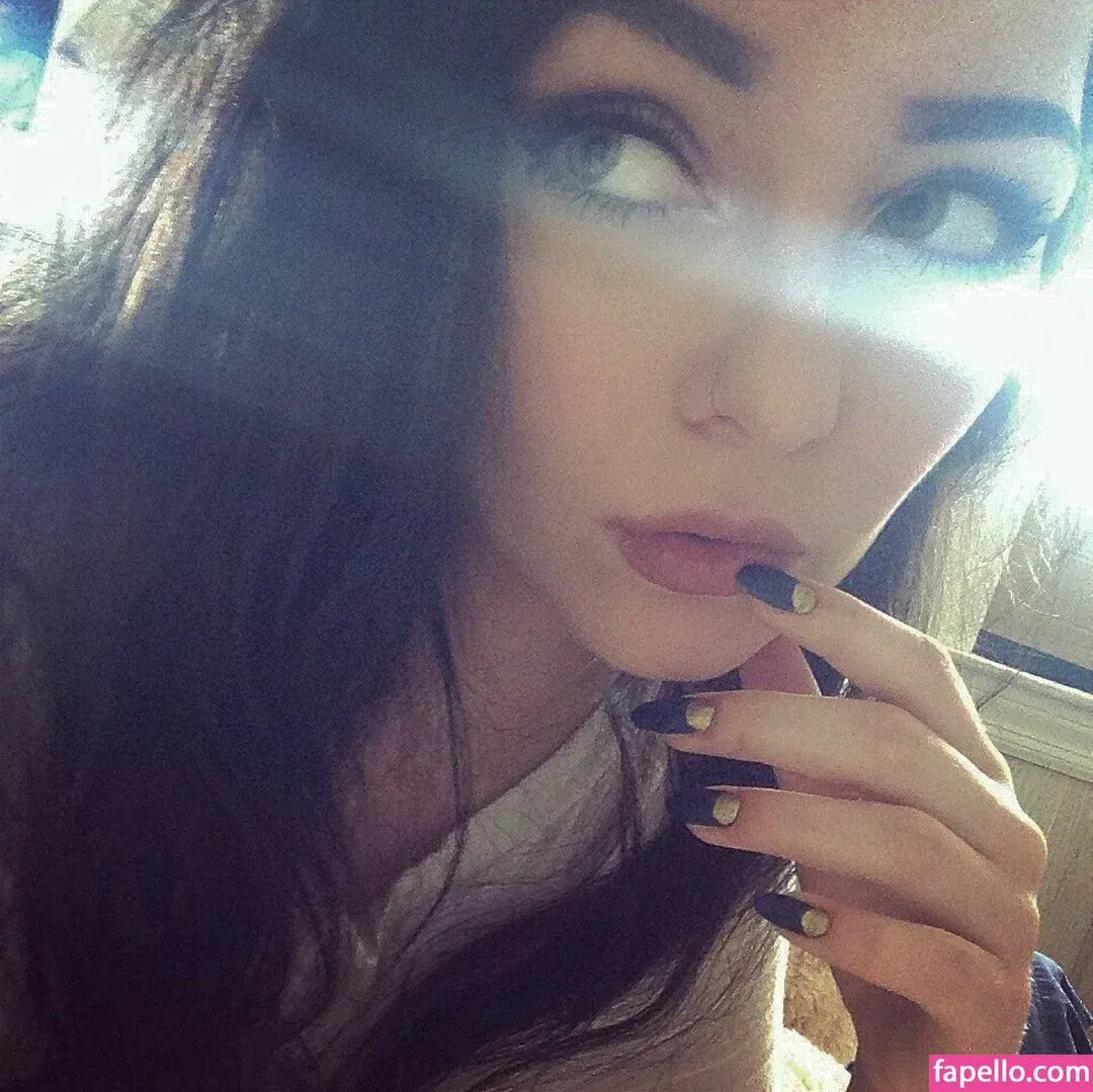 Elyse Summer Onlyfans Photo Gallery 