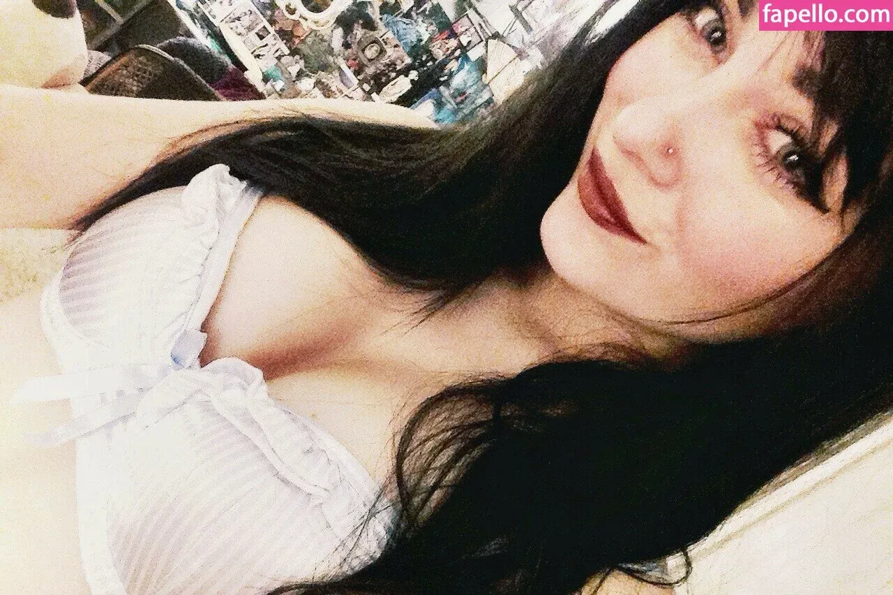 Elyse Summer Onlyfans Photo Gallery 