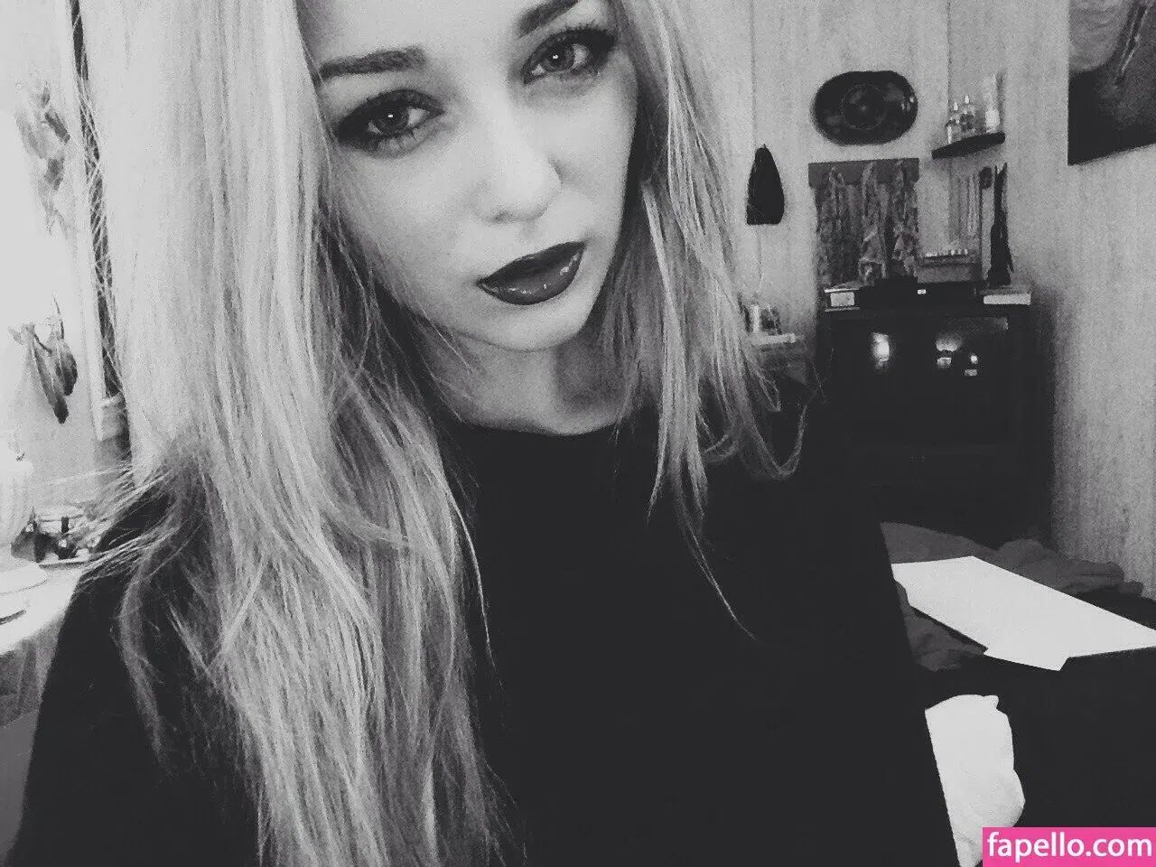 Elyse Summer Onlyfans Photo Gallery 