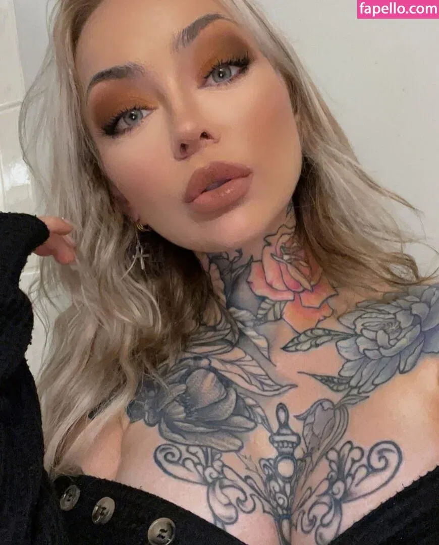 Elyse Summer Onlyfans Photo Gallery 