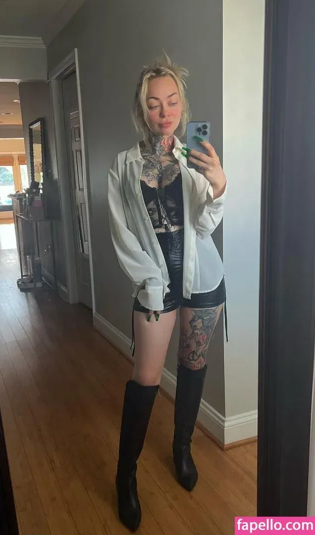 Elyse Summer Onlyfans Photo Gallery 