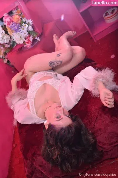 lucyskyes Onlyfans Photo Gallery 