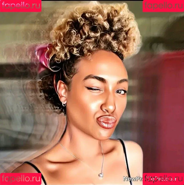 Moxie_america Onlyfans Photo Gallery 