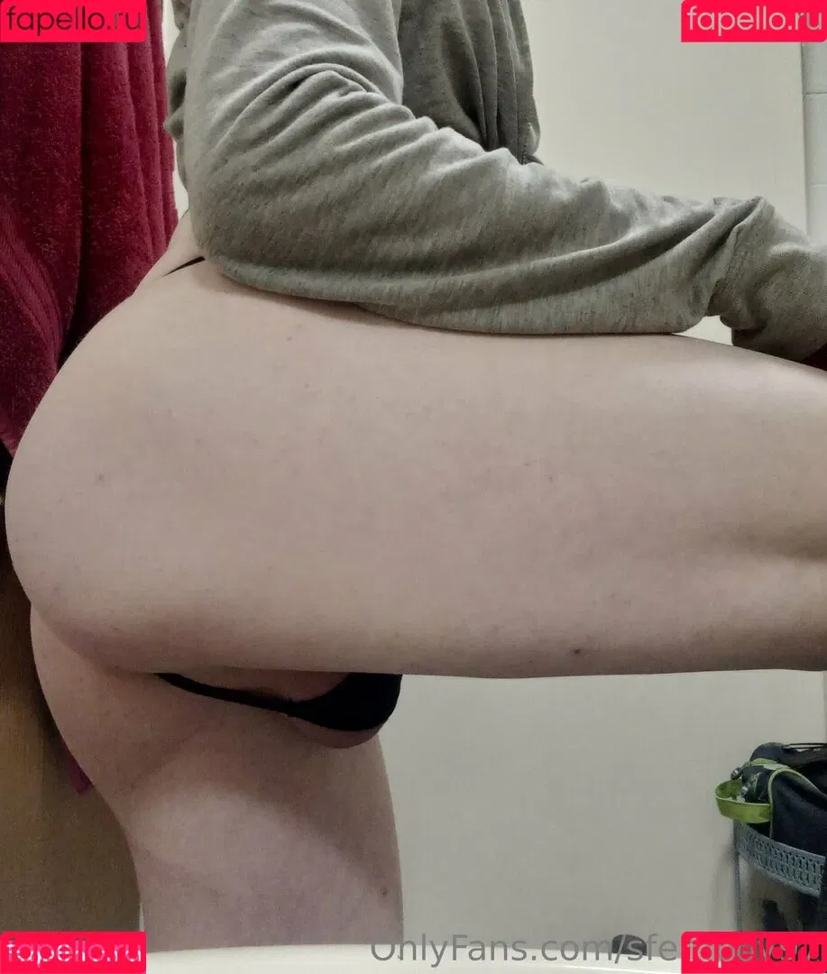 sfemboy97 Onlyfans Photo Gallery 