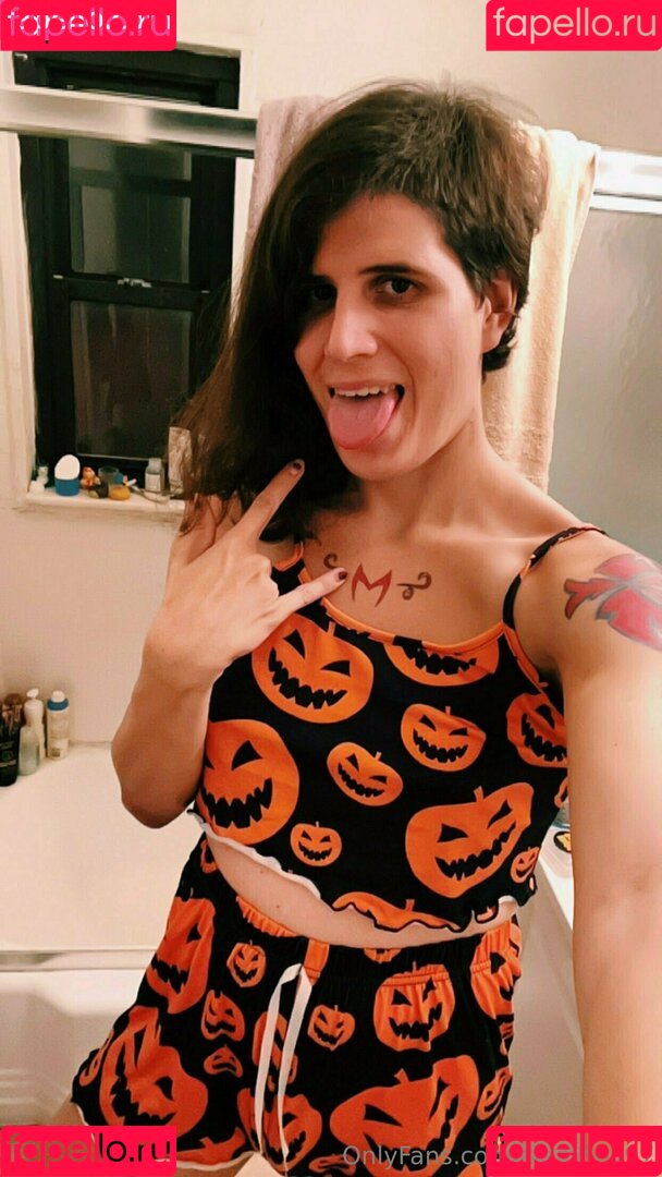 sfemboy97 Onlyfans Photo Gallery 