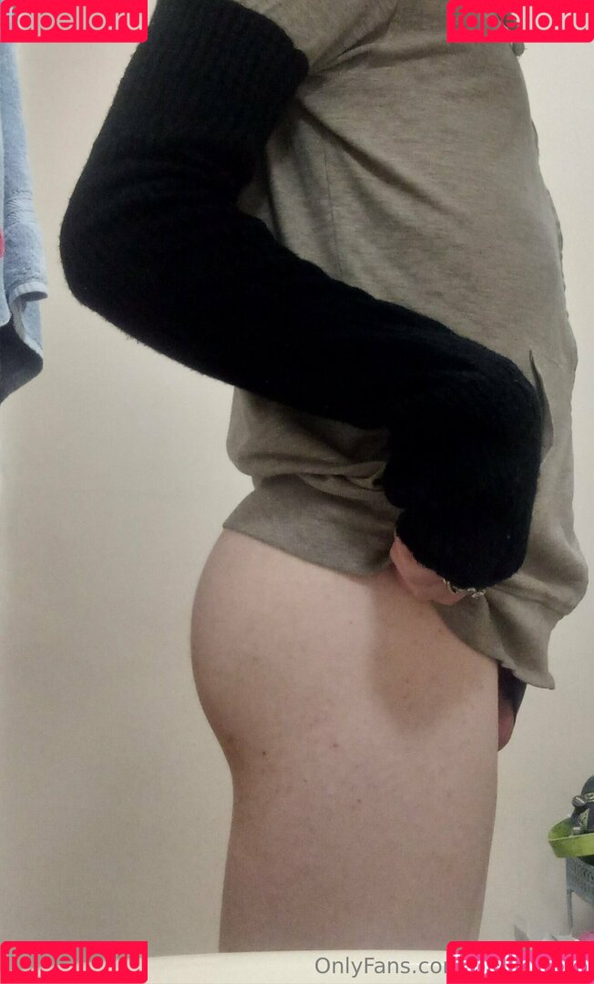 sfemboy97 Onlyfans Photo Gallery 