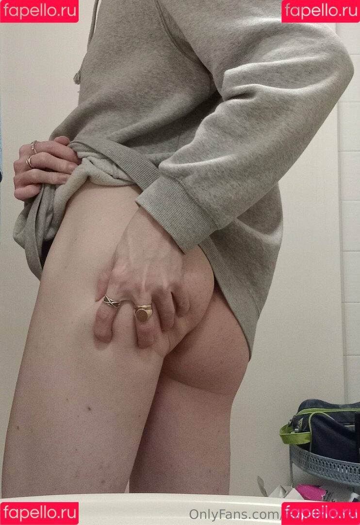 sfemboy97 Onlyfans Photo Gallery 