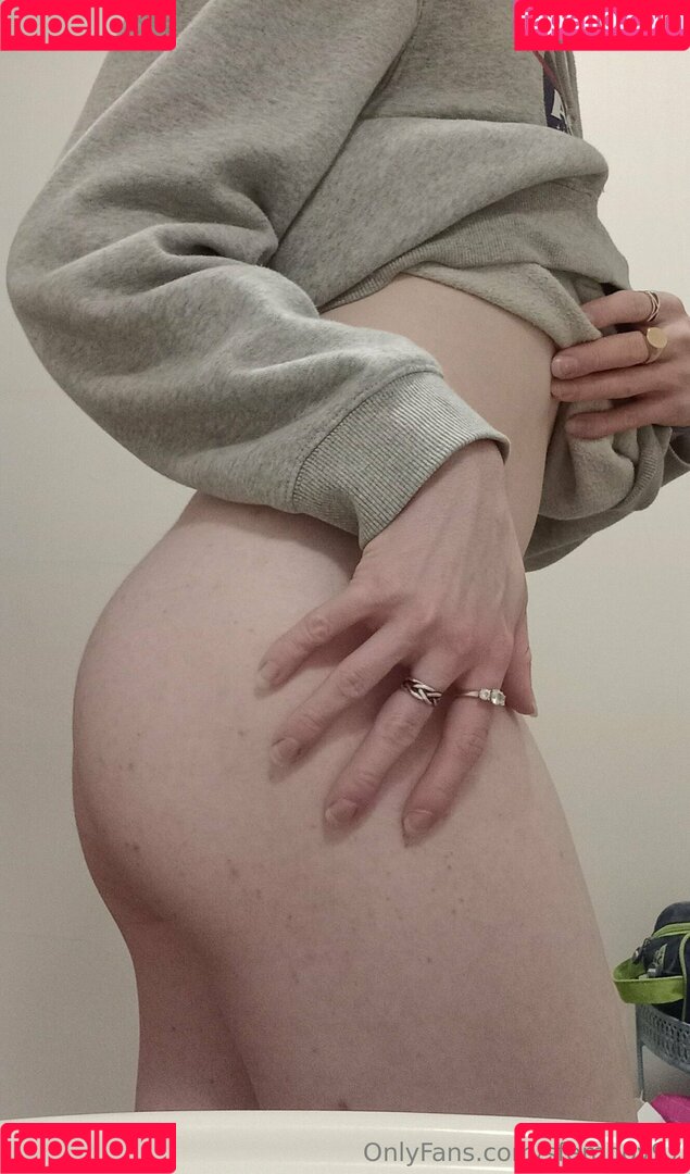 sfemboy97 Onlyfans Photo Gallery 