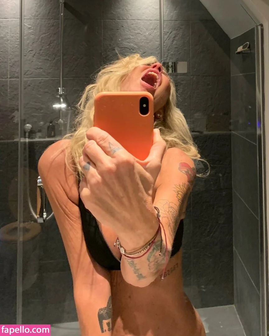 Ulrika Jonsson Onlyfans Photo Gallery 