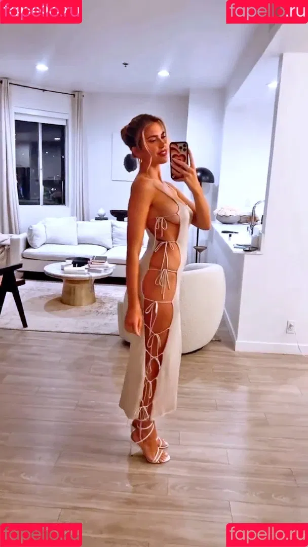 Kara Del Toro Onlyfans Photo Gallery 