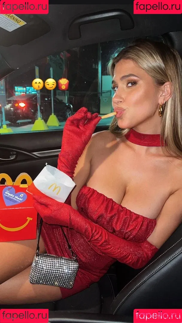 Kara Del Toro Onlyfans Photo Gallery 