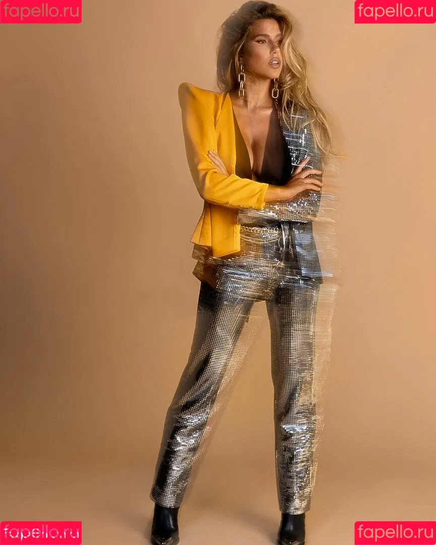 Kara Del Toro Onlyfans Photo Gallery 