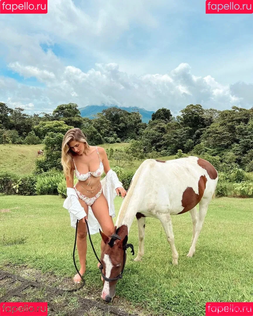 Kara Del Toro Onlyfans Photo Gallery 