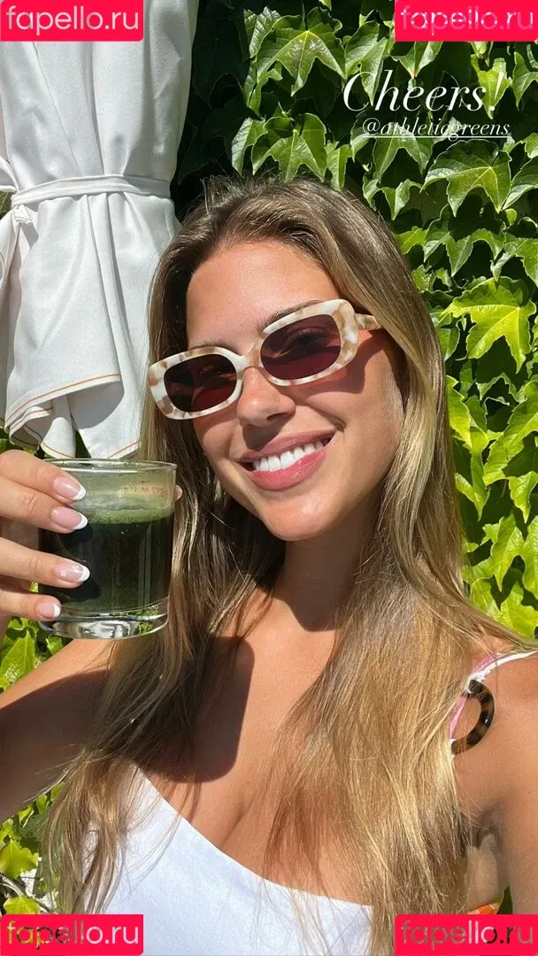 Kara Del Toro Onlyfans Photo Gallery 