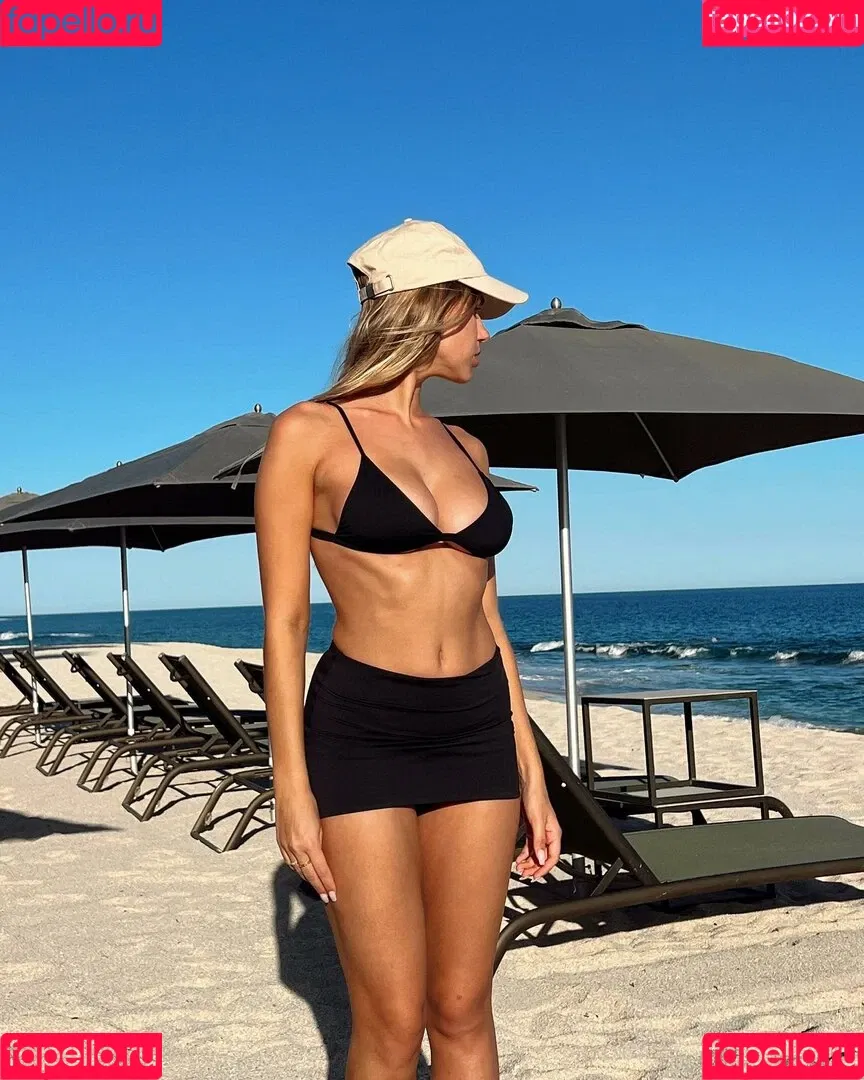Kara Del Toro Onlyfans Photo Gallery 
