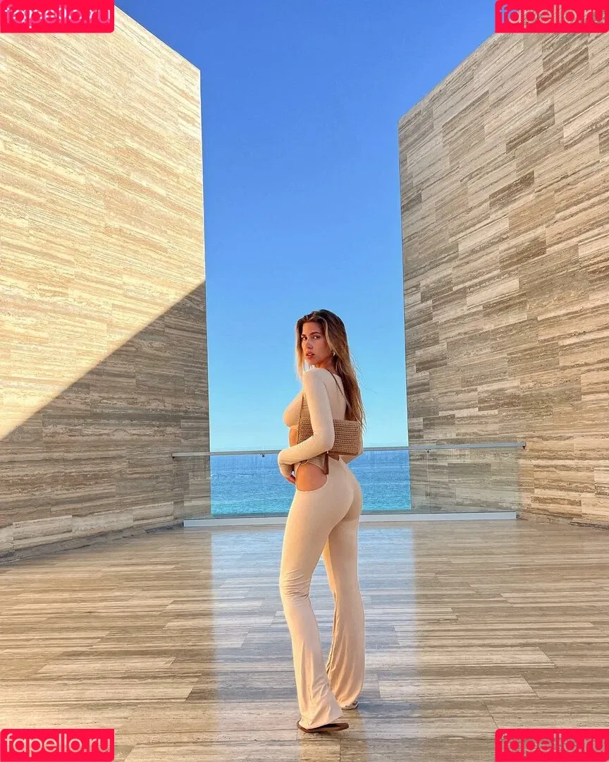Kara Del Toro Onlyfans Photo Gallery 