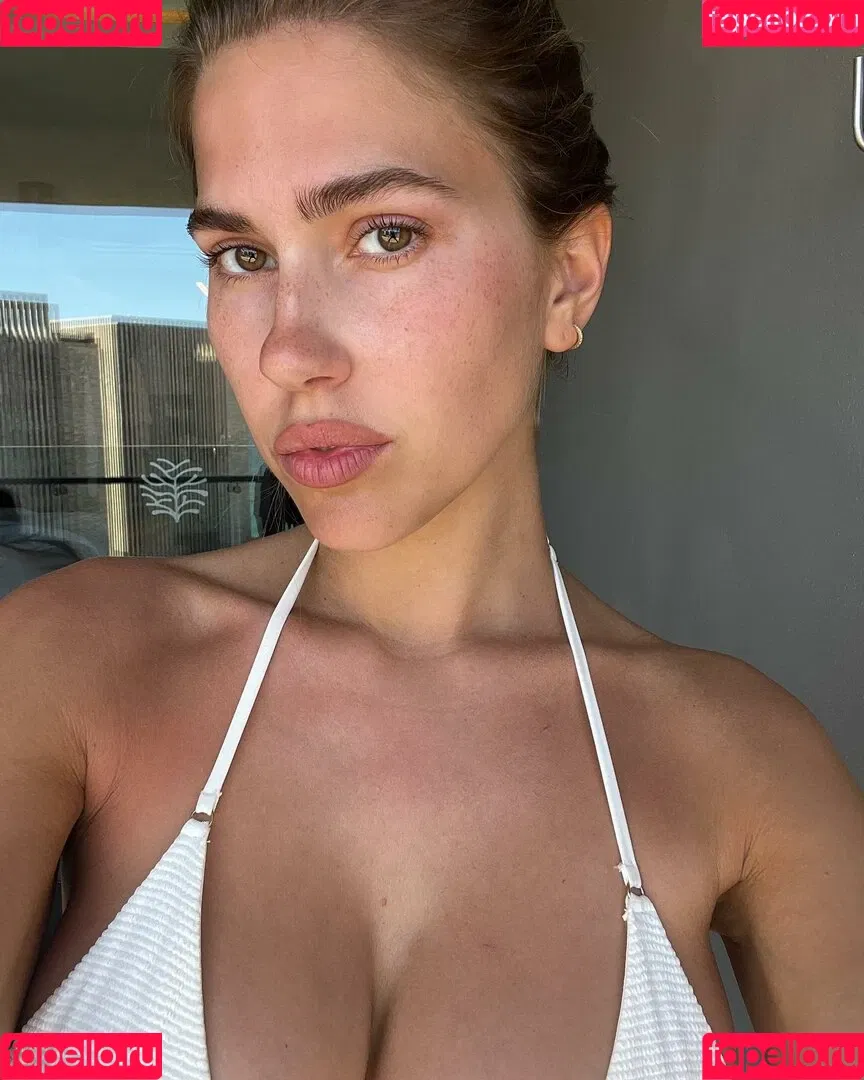 Kara Del Toro Onlyfans Photo Gallery 