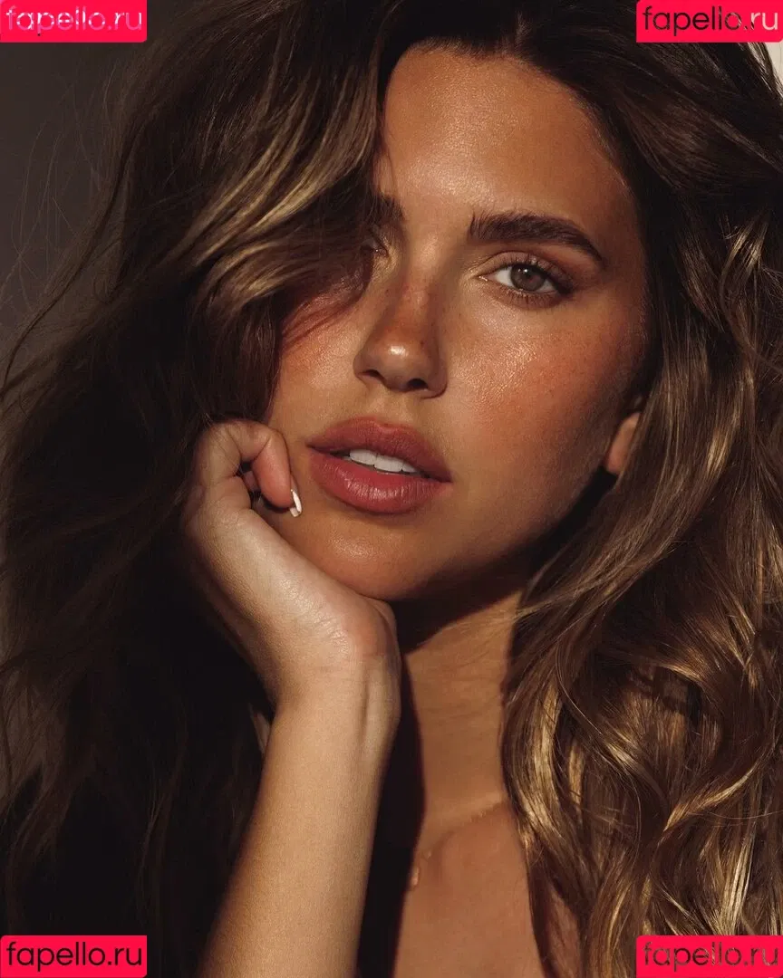 Kara Del Toro Onlyfans Photo Gallery 