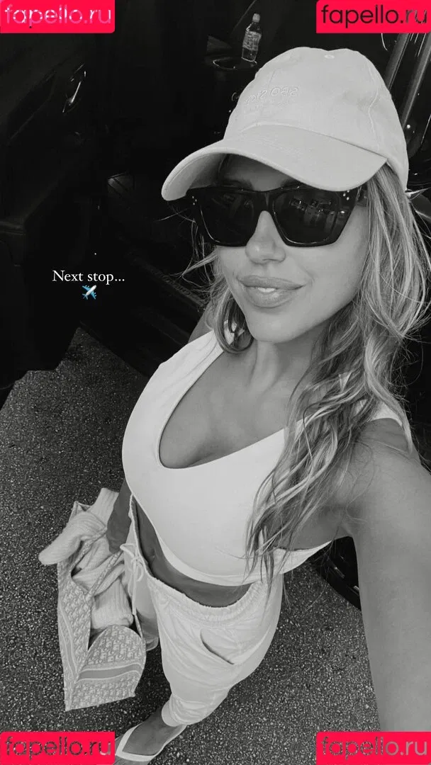 Kara Del Toro Onlyfans Photo Gallery 